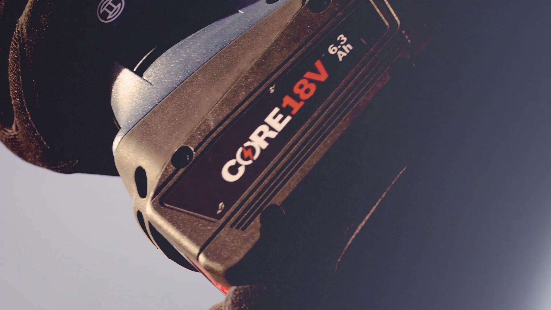 CCS180B Professional 3 CCS180B Professional