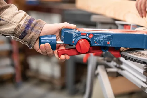 GCM18V-12GDCN Professional 15 GCM18V-12GDCN Professional