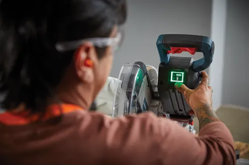 GCM18V-12GDCN14 Professional 14 GCM18V-12GDCN14 Professional